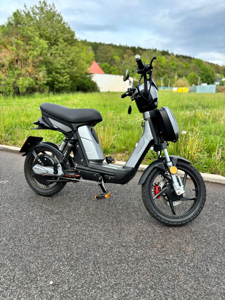 Elektro moped Betis - 2