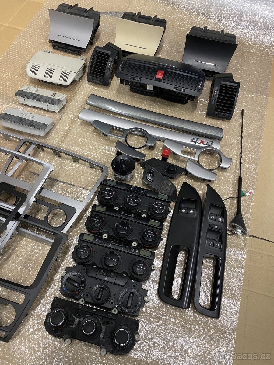 Drobnosti interiéru Škoda Octavia 2 - 2