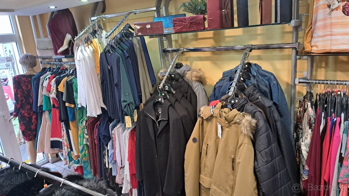 Nabízí se sklad oděvů - 2