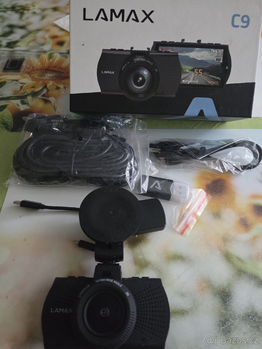 Prodám autokameru Lamax - 2