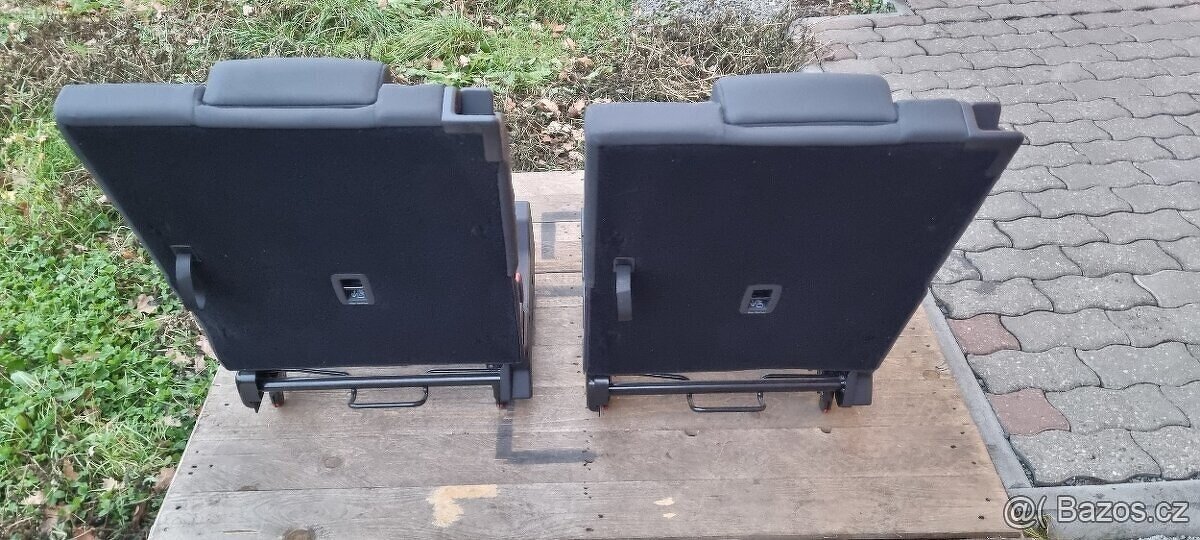 Zadní sedačky třetí řada zánovní VW Caddy r.v. 2022 - 2023 - 2