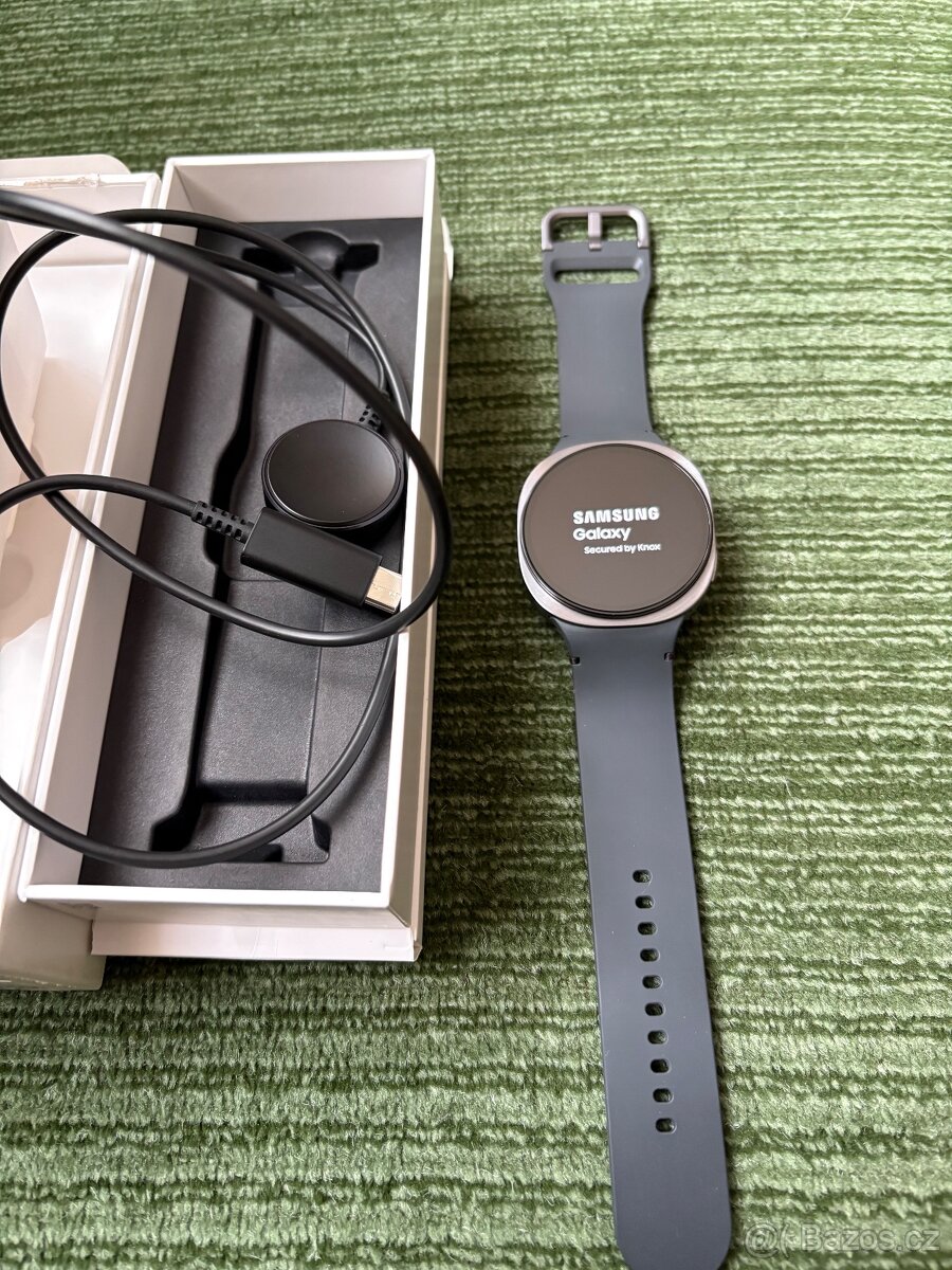 Samsung Galaxy Watch 8 44mm. Černé - 2