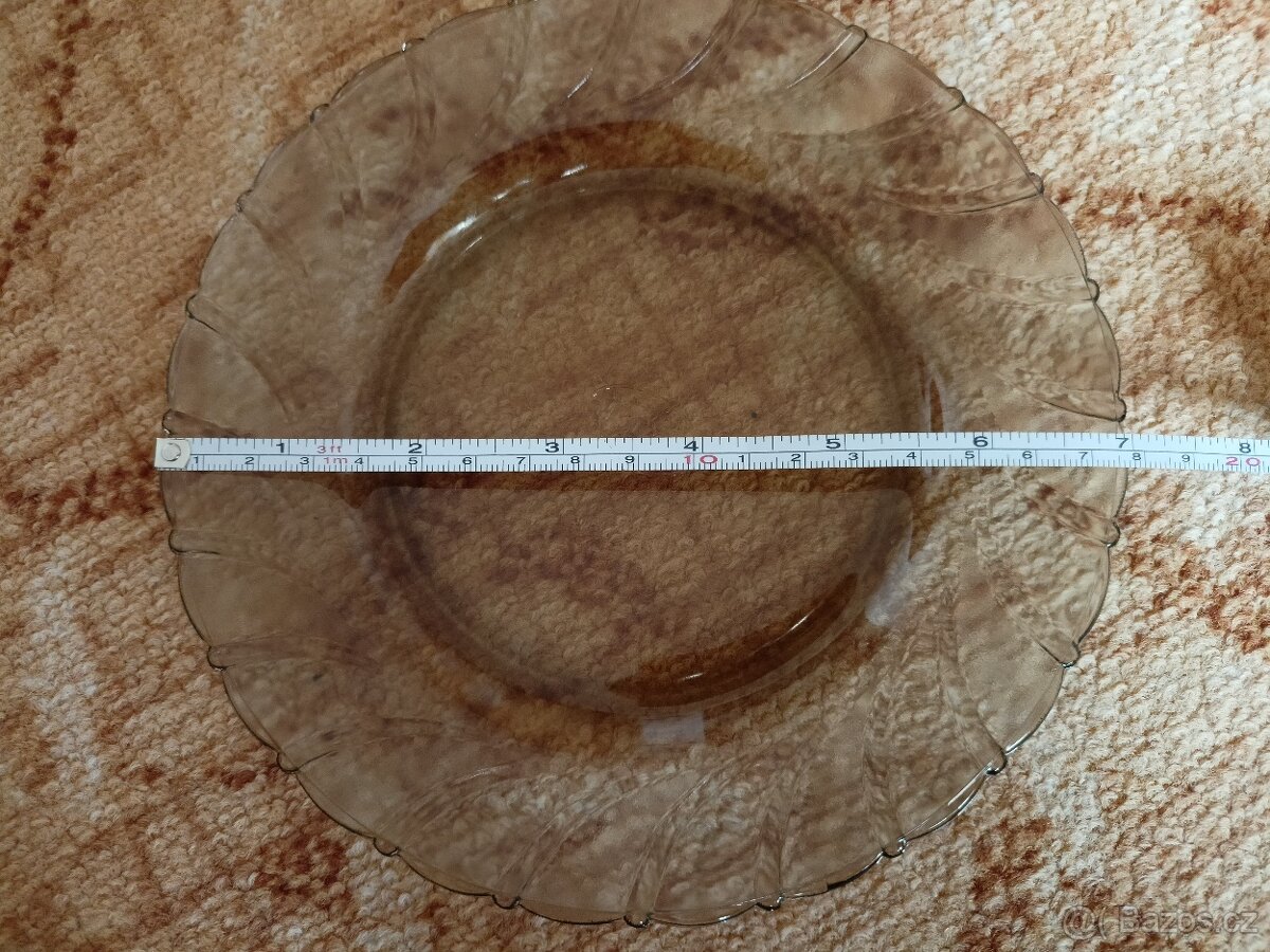 Sada talířů - kouřové sklo - 2