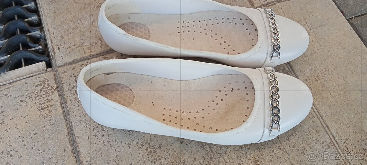 Dámské bílé baleríny vel. 40 - 2