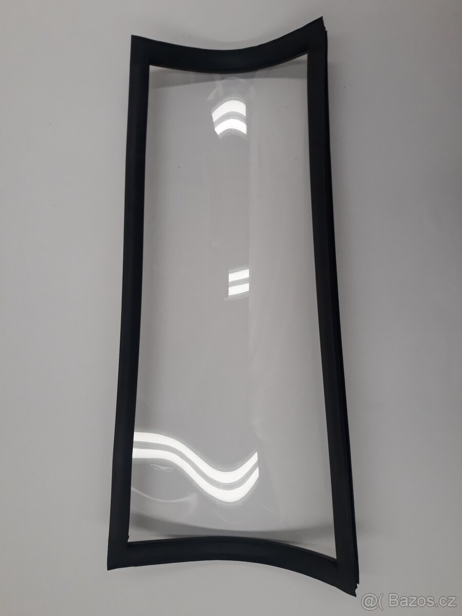 Prodám na Zetor 3011 a 4011 zadní pravé i levé plexiskla - 2