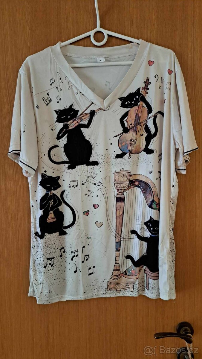 Tričko s motivem koček vel. 42/44 - 2