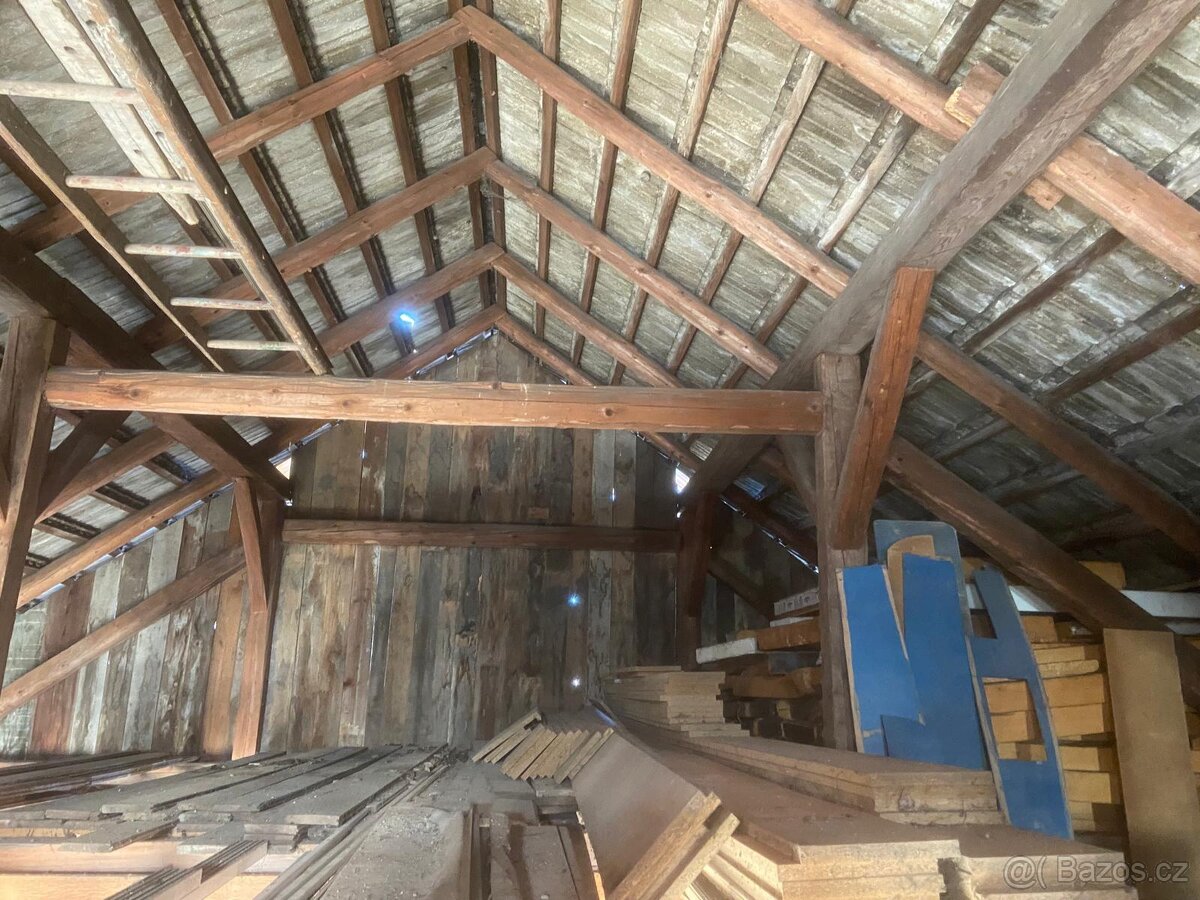 Staré trámy/krov - 2