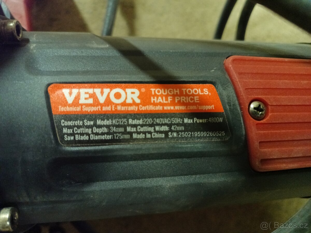 Prodám Drážkovací frézu Vevor - 2