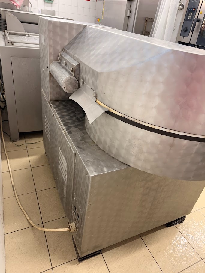 Prodám řeznický kutr - 2