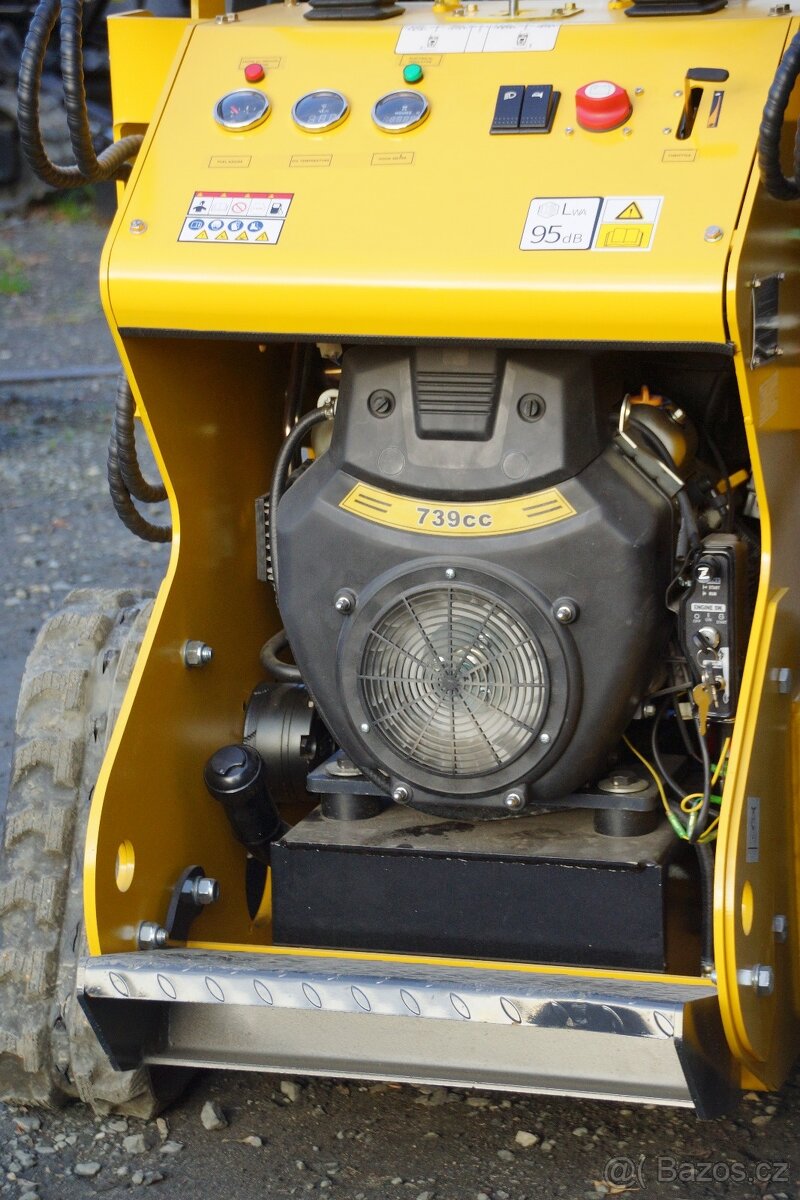 Kompaktní nakladač (mininakladač) - 2