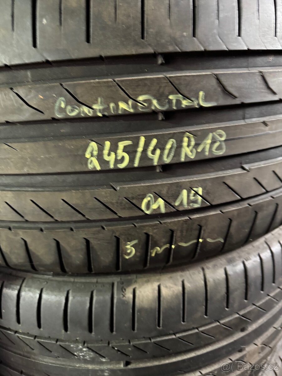 245/40 R18 - 2