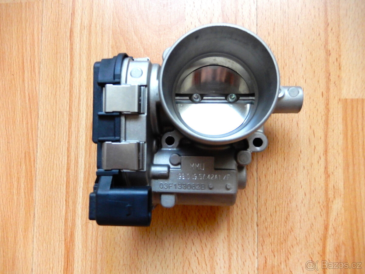 Škrtící klapka 03F133062B - 2