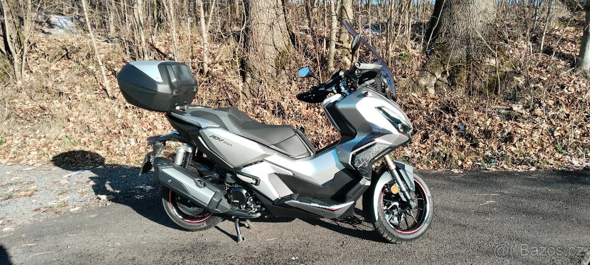 Honda ADV 350 - 2