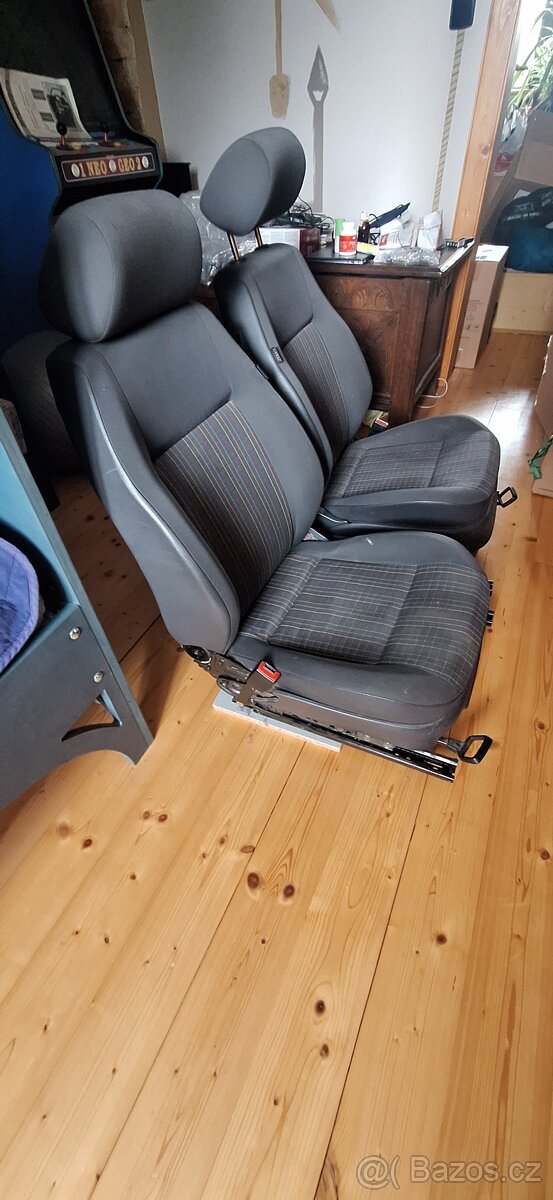 Přední sedačky vw polo 9n3 3dv - 2