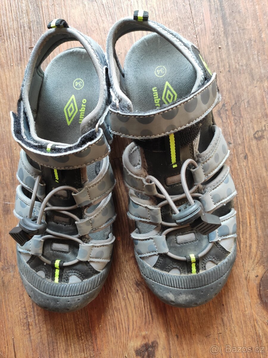 Sandály Umbro 34 - 2