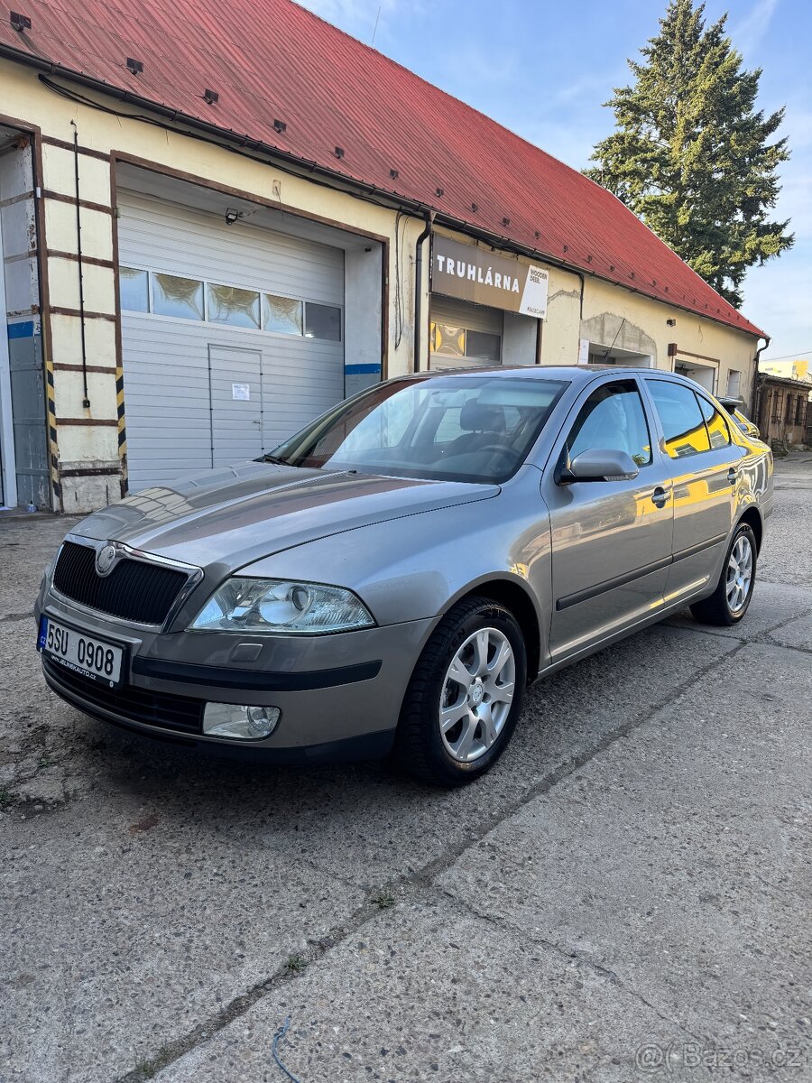 Škoda Octavia - 2