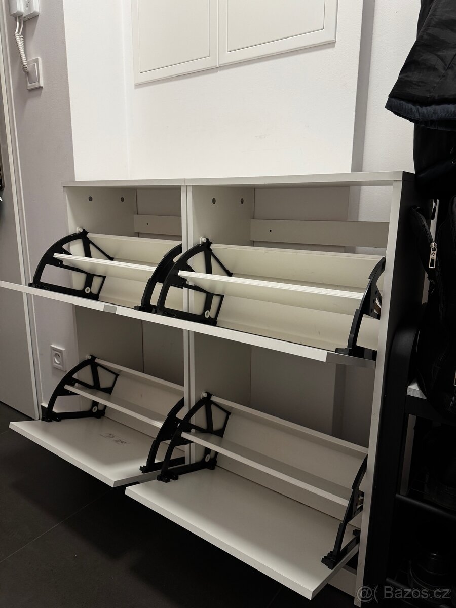 Botník ikea - 2