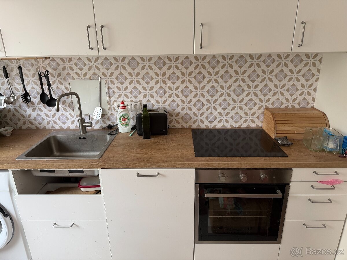 Kuchyně IKEA METOD zánovní - 2