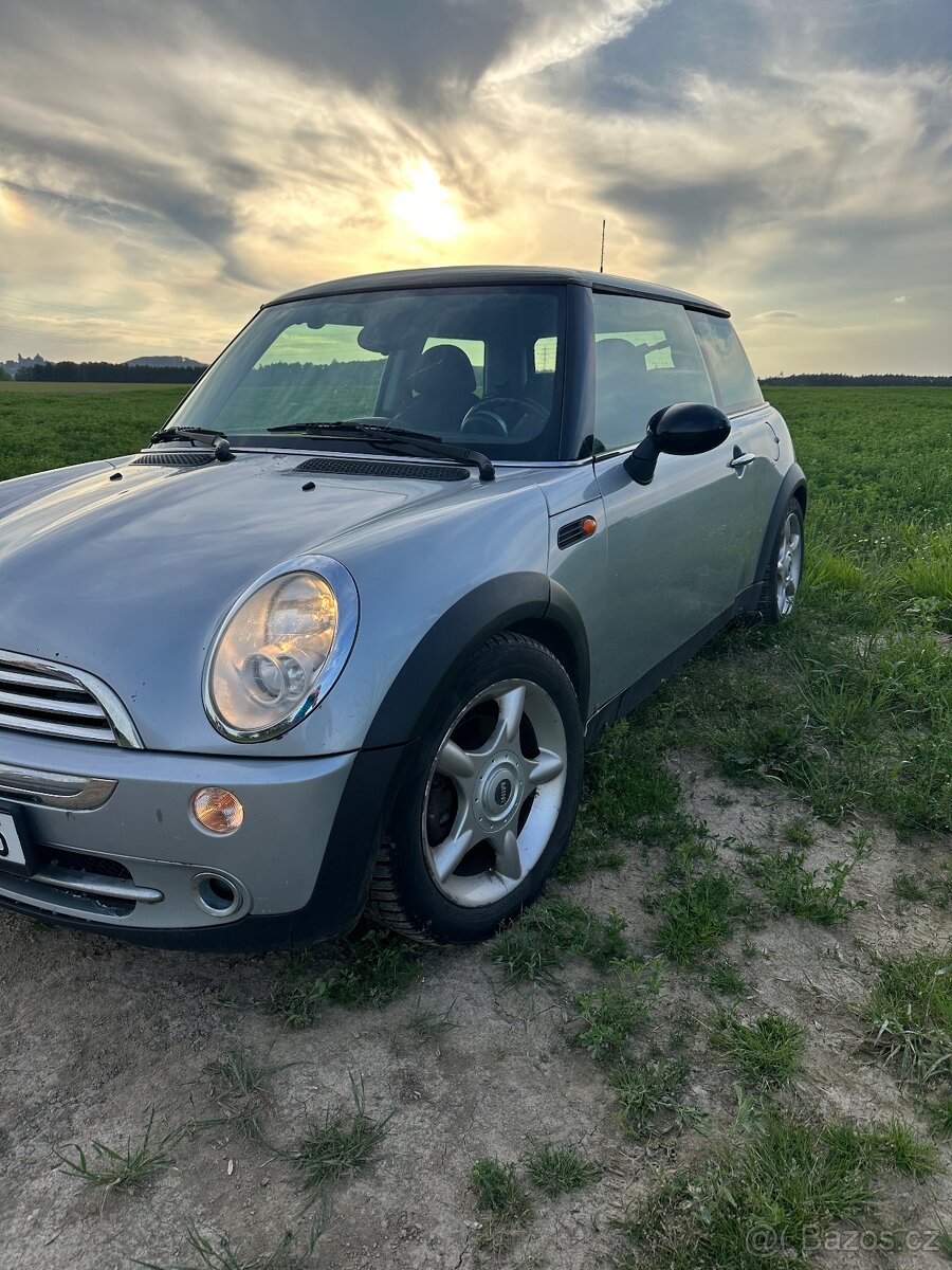 Mini cooper r50 - 2