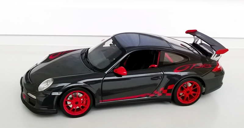 Porsche 911 1/18 - 2