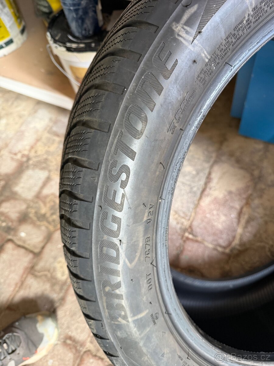 Pneu RFT 275/45 R20 - 2