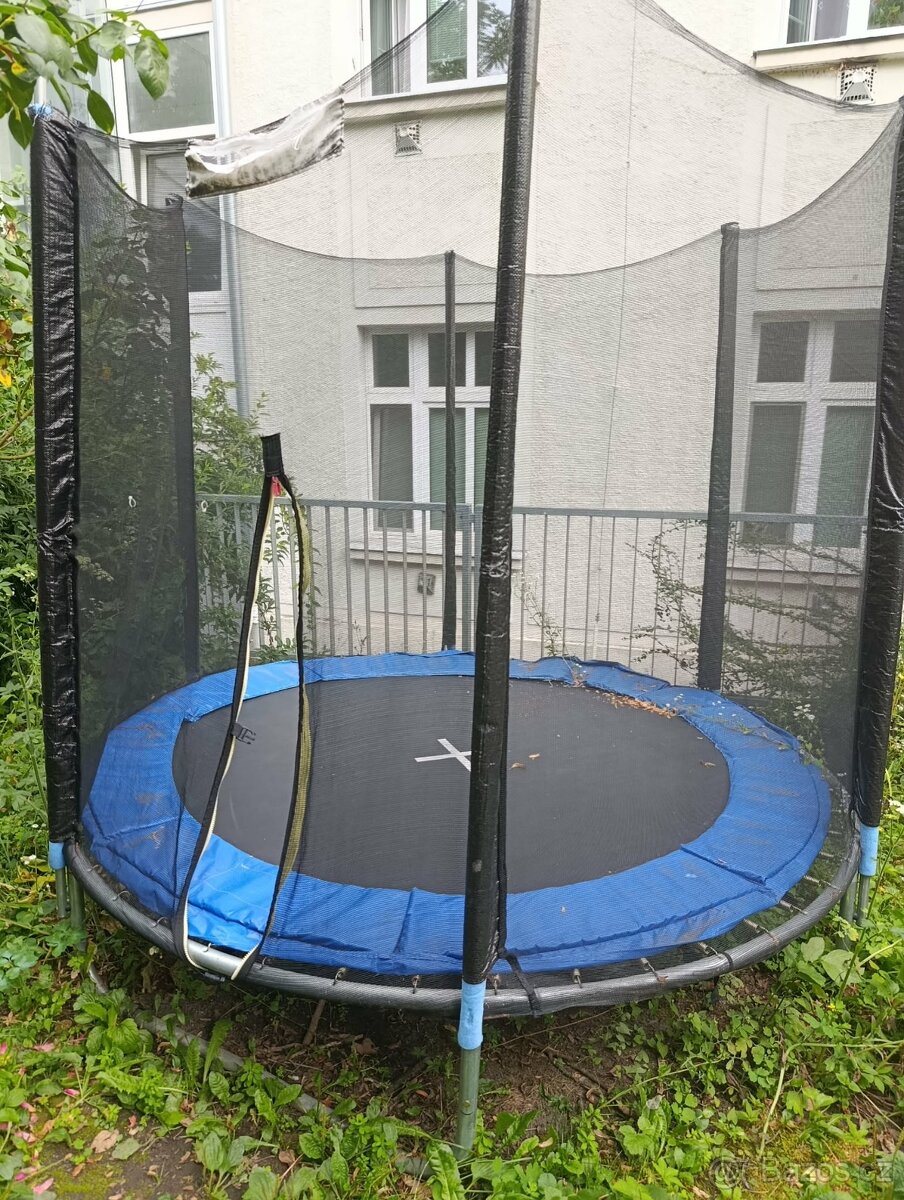 Trampolína - 2