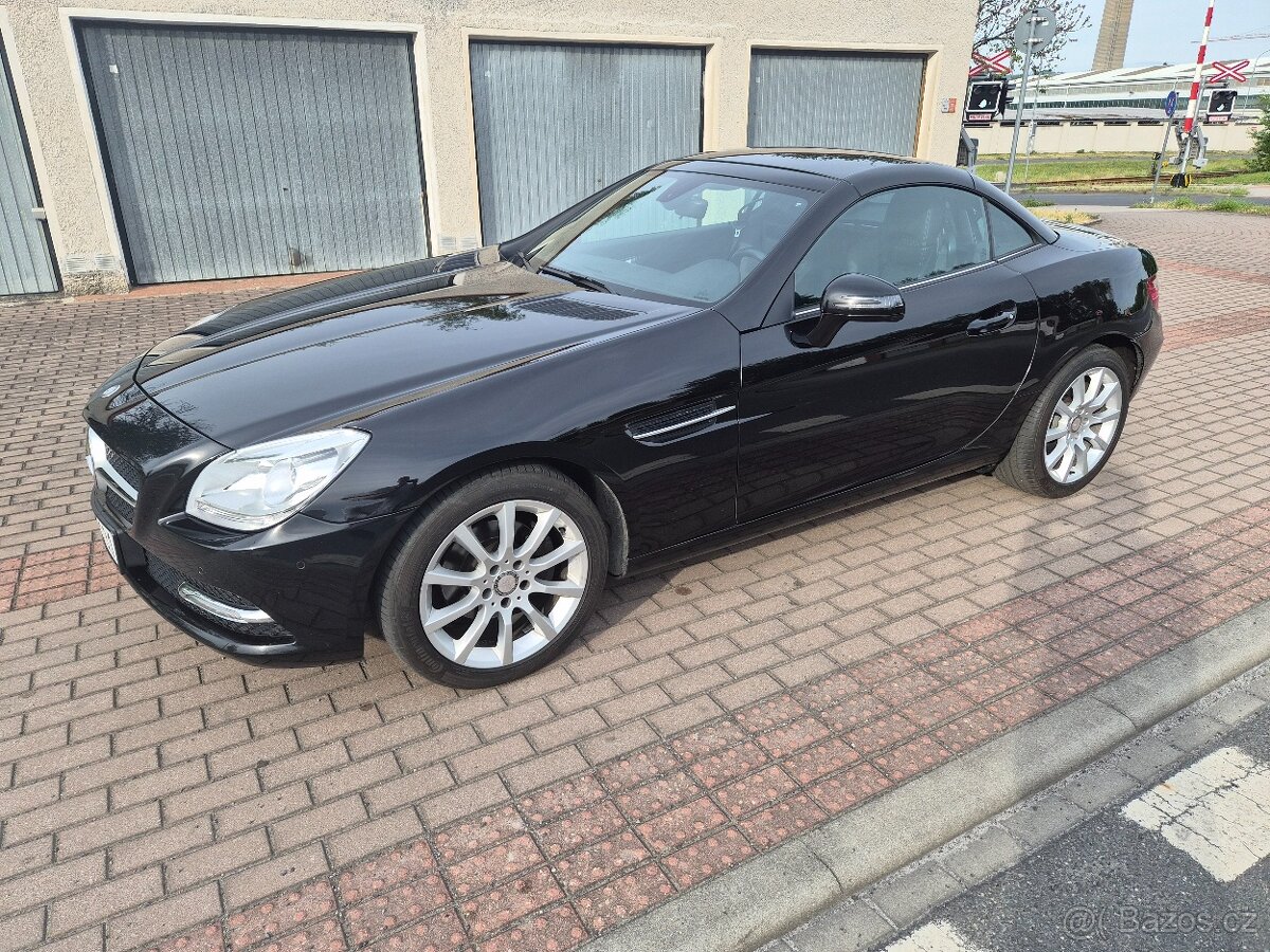 Mercedes Benz SLK - 2