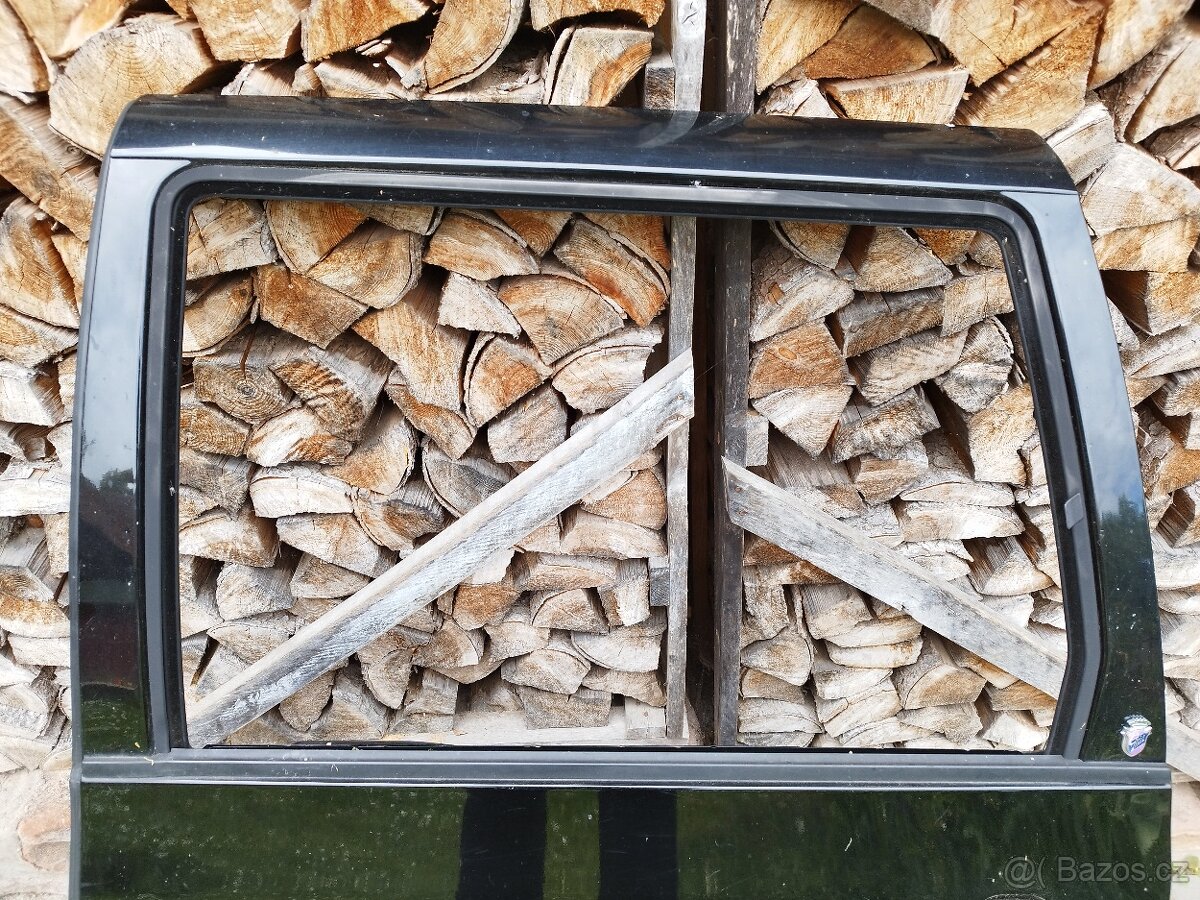 P: LZ dveře Ford Galaxy- černé - 2