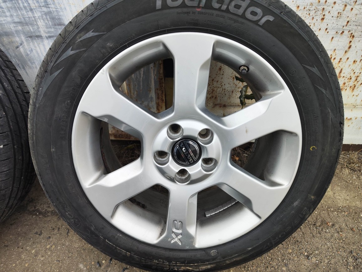 17"letní alu sada Sargas 5x108 origo Volvo XC70 XC60 215/60 - 2