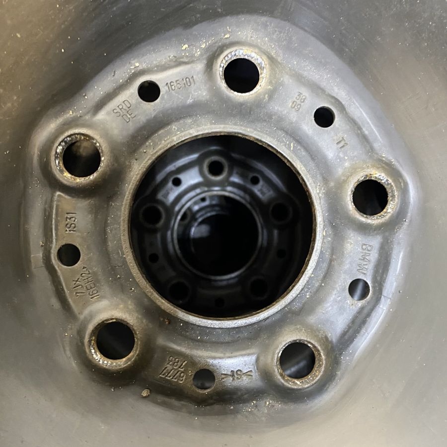 16" plechová kola – 5x120 – 7J x 16" ET31 - 2