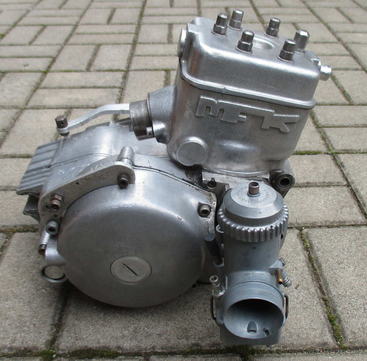 ND na závodní motor čz 511 516 válec hlava víko vodní pumpa - 2