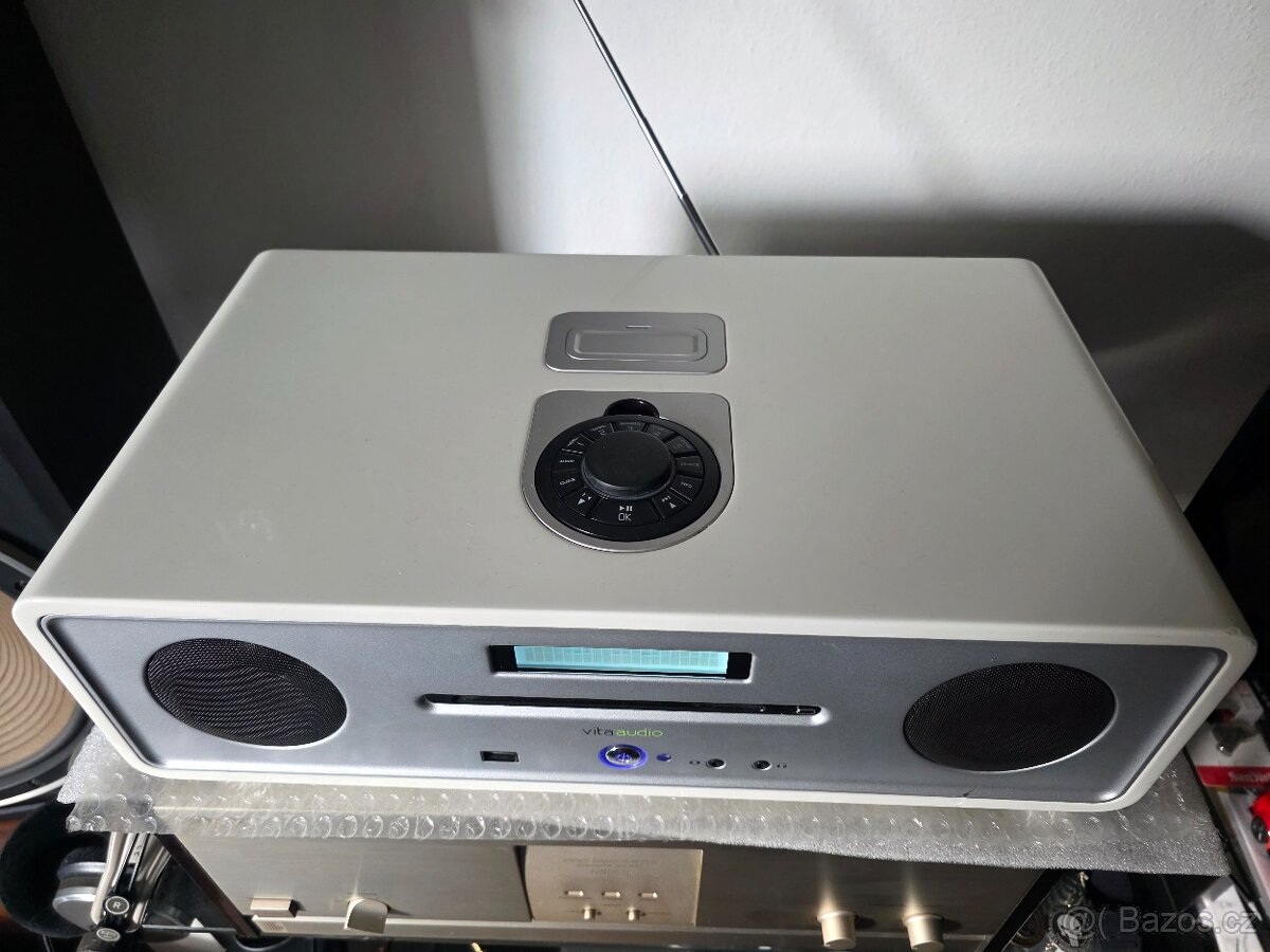 RUARK VITA AUDIO R 4 DAB RADIO - 2
