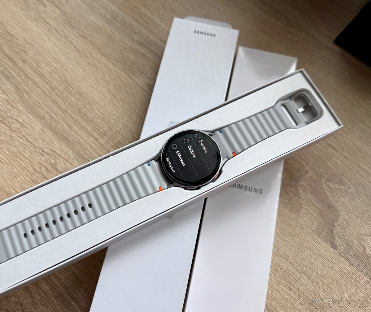 Samsung Galaxy Watch 7 44mm stříbrné, zánovní, komplet - 2
