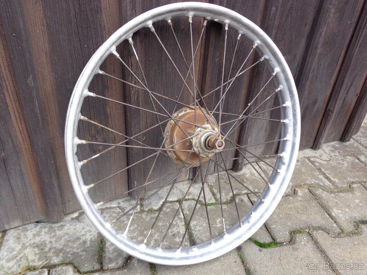 Přední kolo Jawa, ČZ - 2