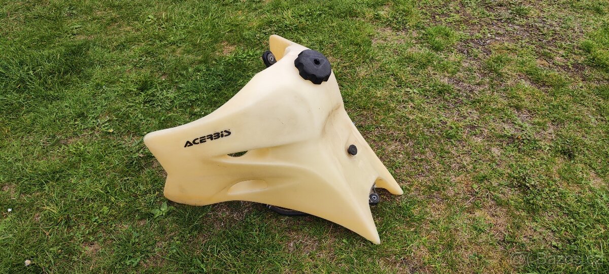 Benzínová nádrž na Yamahu WR - 2