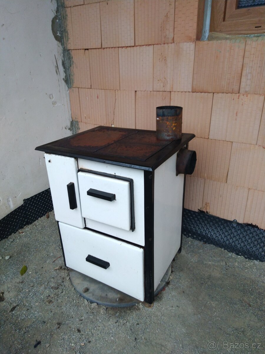 Sporák na tuhá paliva-dřevo - 2