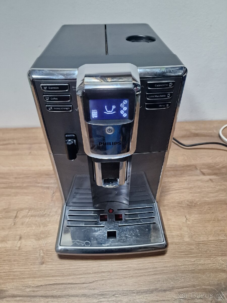 kávovar Philips series 5000 - 2