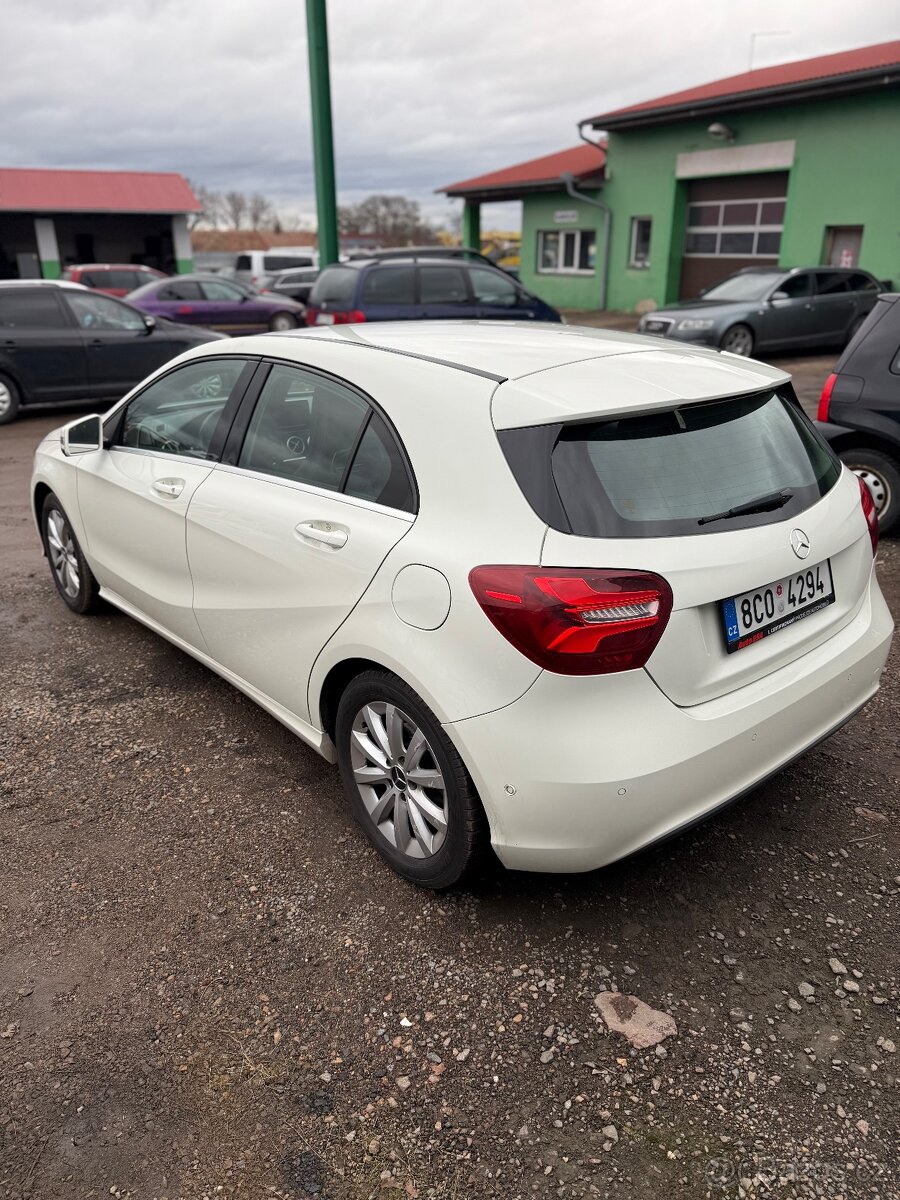 Mercedes-Benz A180 Automat - 2