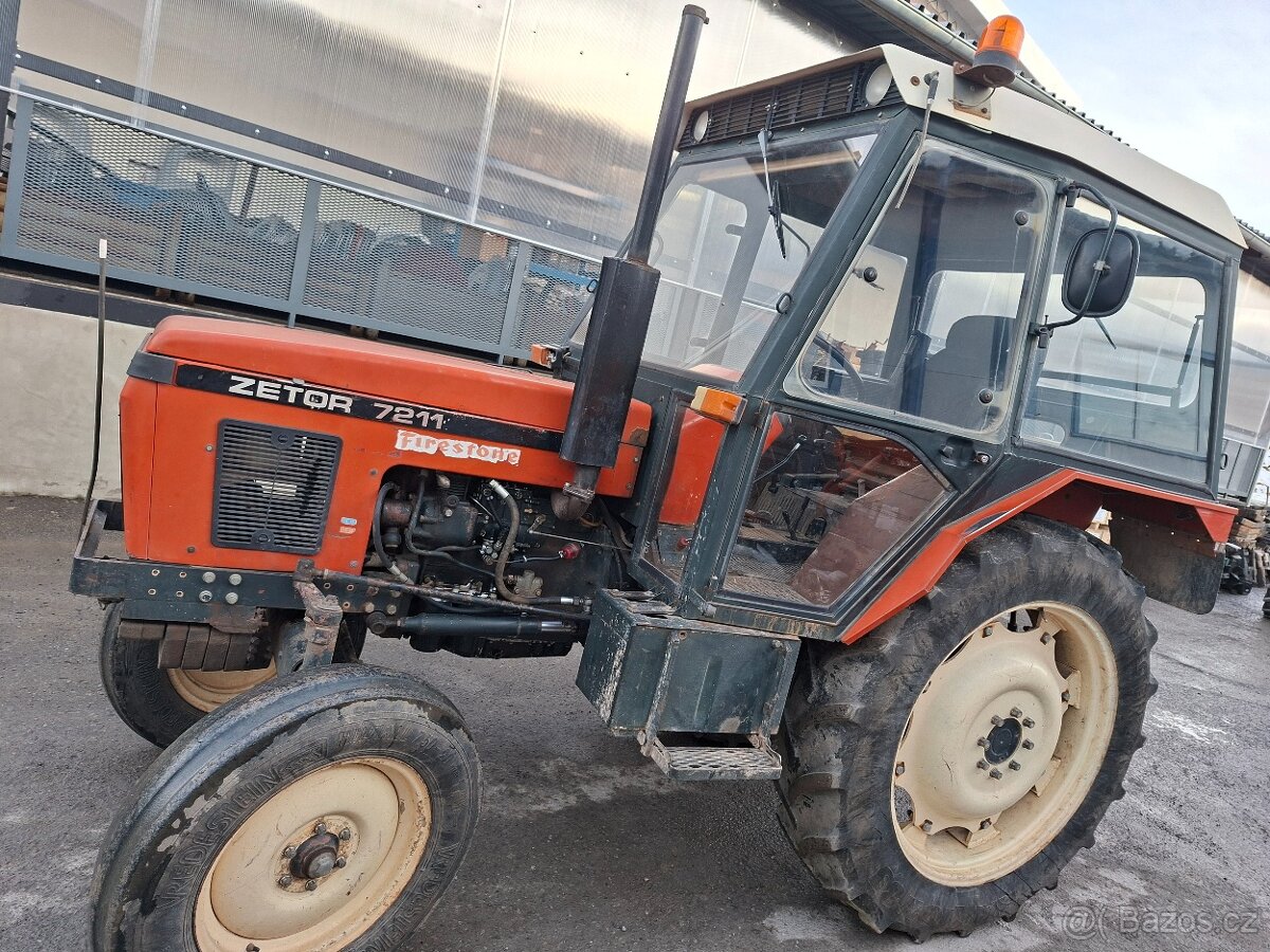 PREDAM TRAKTOR ZETOR 7211 ORIGINAL STAV 3500MTH - 2