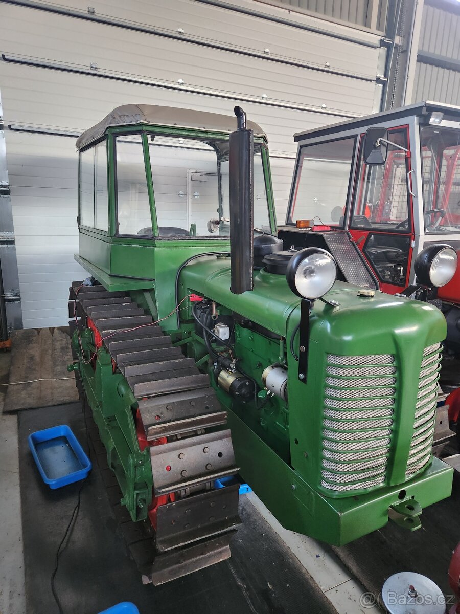 Zetor Super 35 pásový - 2