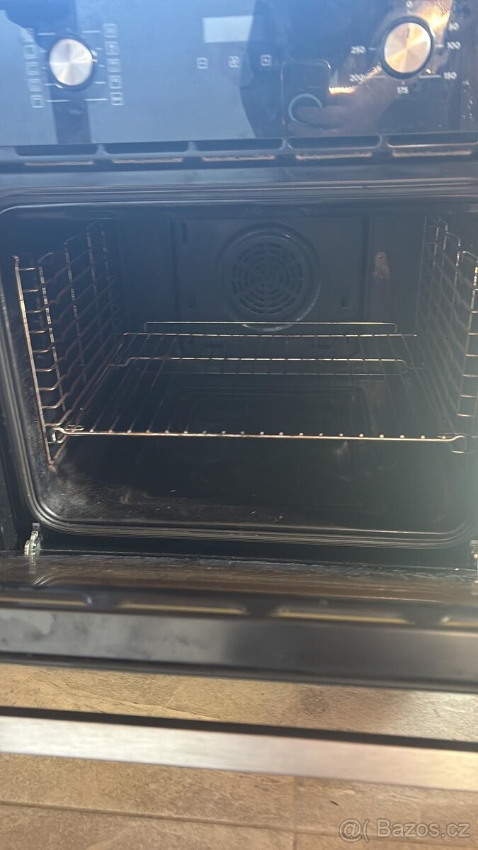 Vestavná trouba CONCEPT ETV5760M - 2