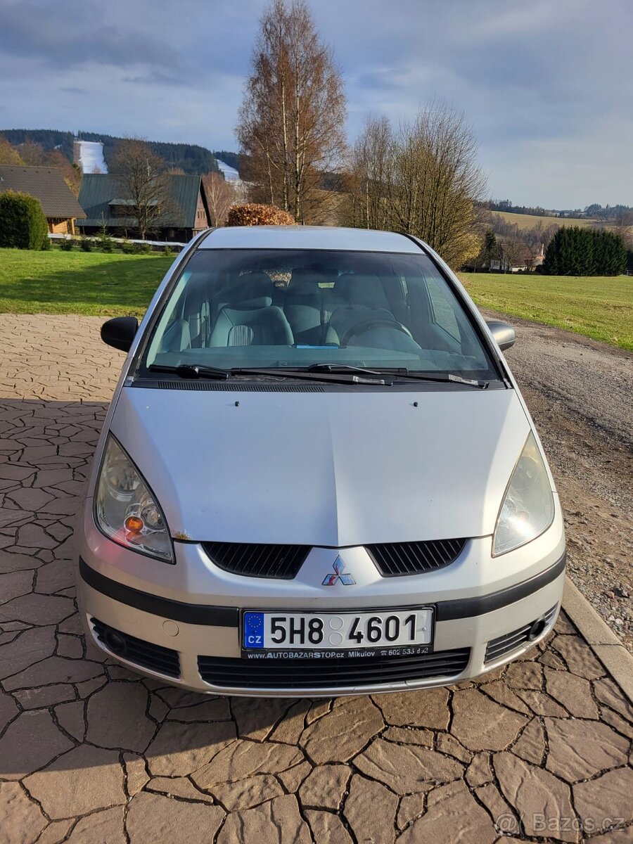 Mitsubishi Colt - 2