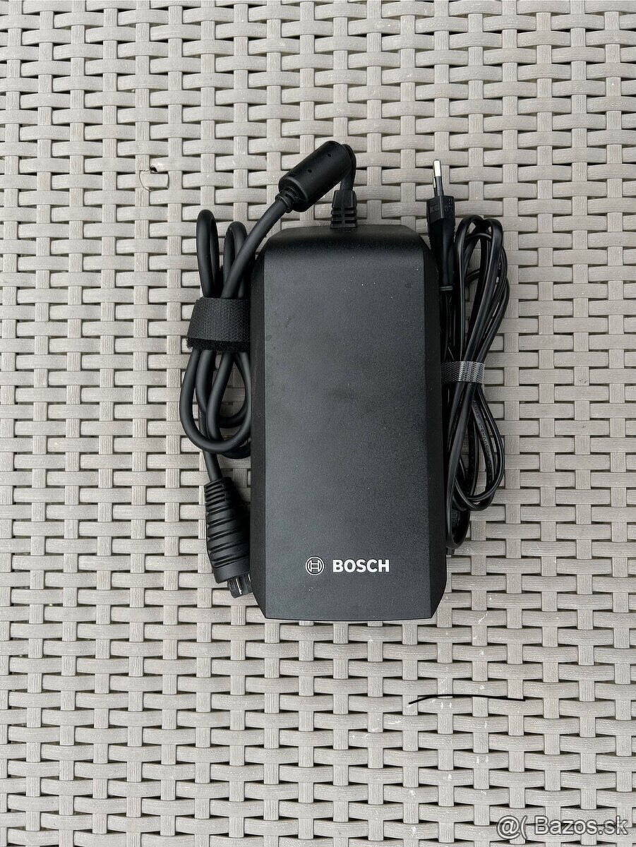 Nabíječka Bosch Standard 6A - 2