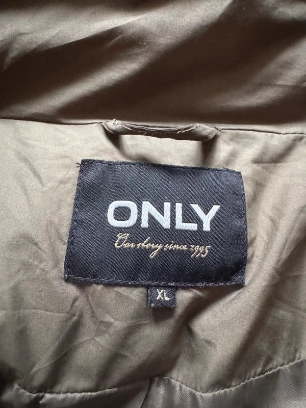Péřový kabát Only, vel XL - 2