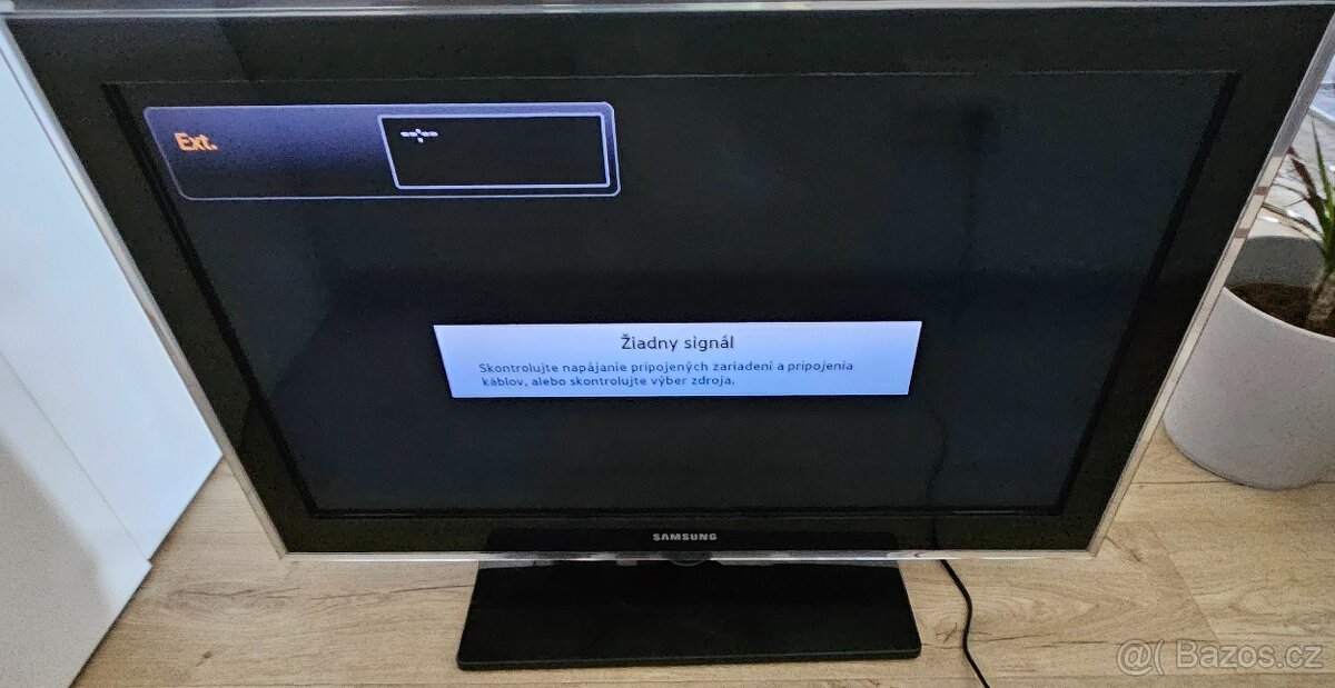 Samsung LE32D550 - 2