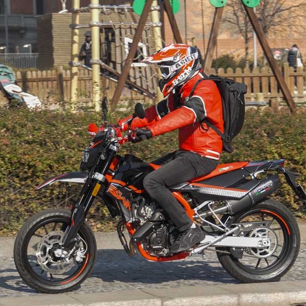 SWM Motard SM125R