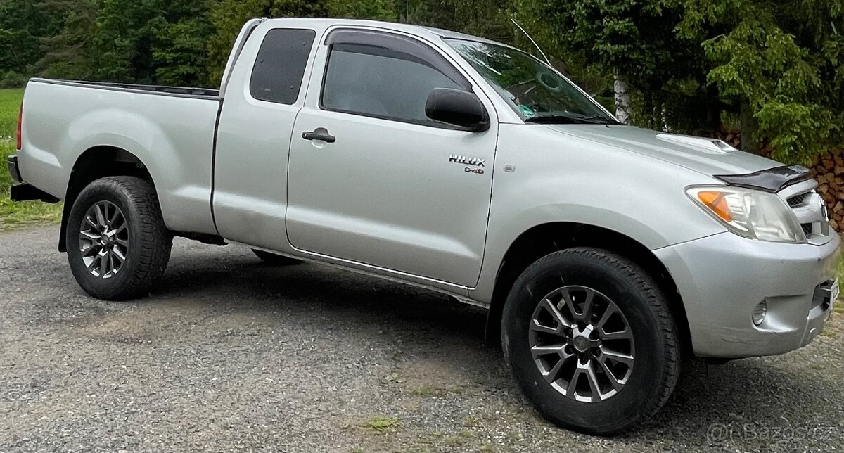 Toyota Hilux EXTRA CAB 2.5 TDi 88kw, Zachovalý stav