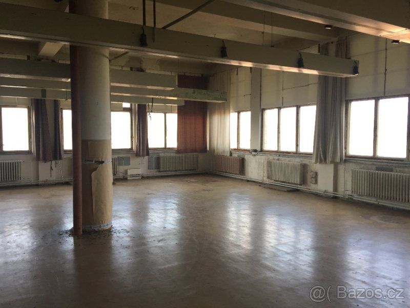 Pronájem skladových / výrobních prostor ve Skutči - 2
