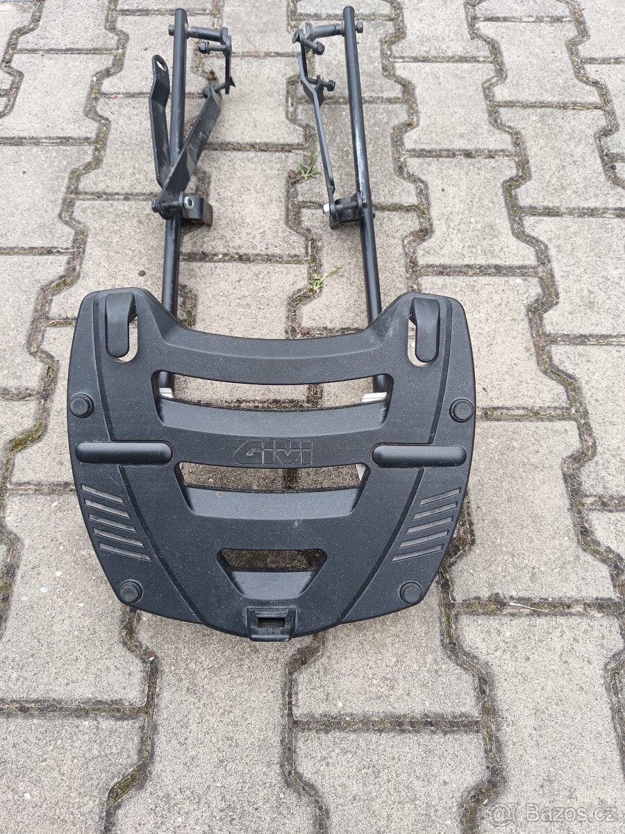 Givi kufr + základna Honda CBR - 2