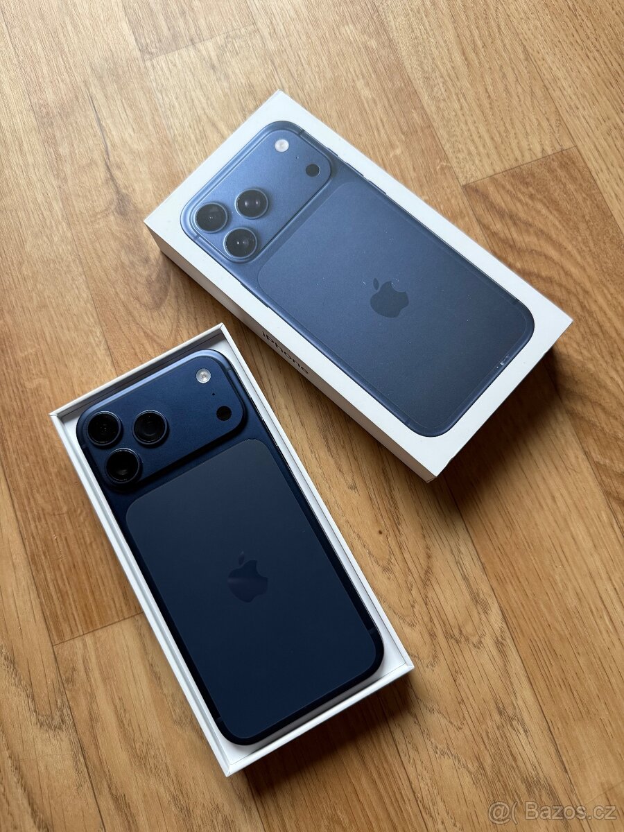 Apple iPhone 17 Pro Max 256GB modrý esim - 2